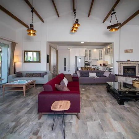 Astonishing House With Private Pool Surrounded By Nature In Fethiye 빌라