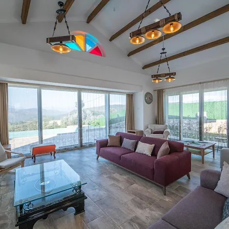 Astonishing House With Private Pool Surrounded By Nature In Fethiye 페티예