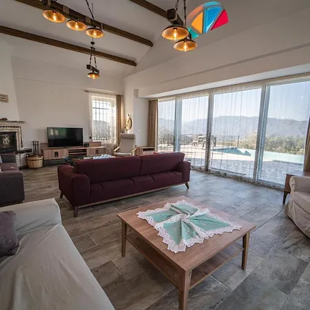 Astonishing House With Private Pool Surrounded By Nature In Fethiye 빌라